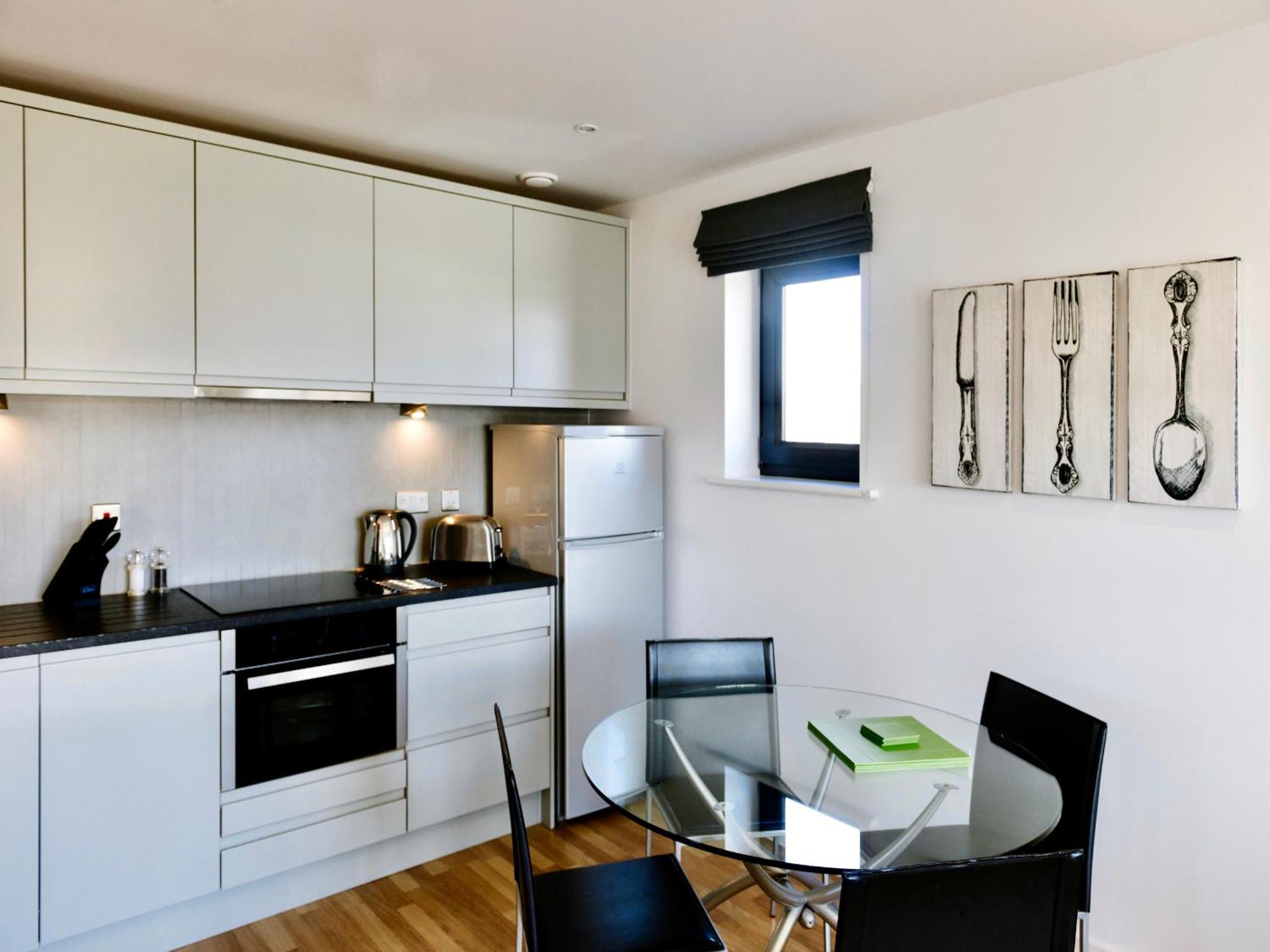 Your Space Apartments - Eden House Кембридж Екстер'єр фото