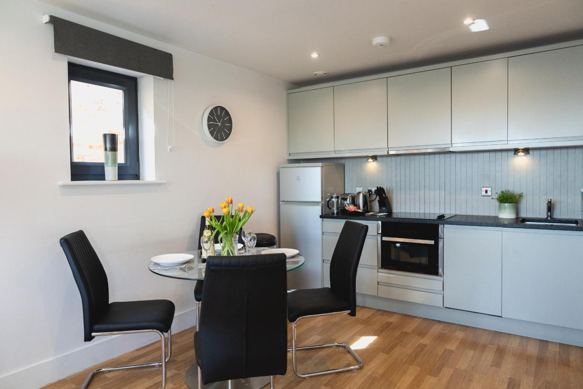 Your Space Apartments - Eden House Кембридж Екстер'єр фото